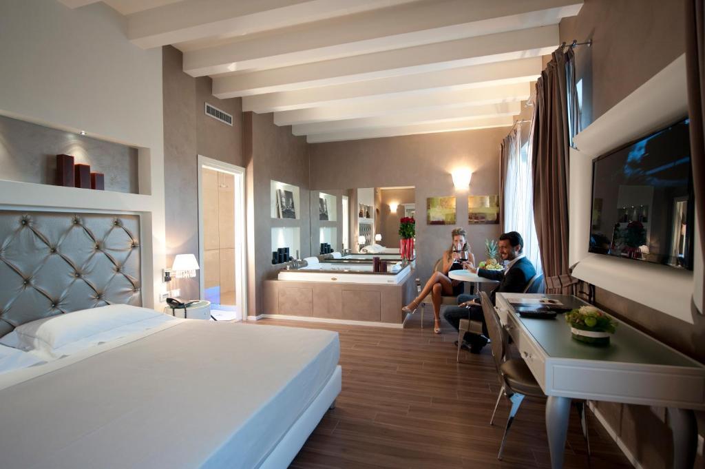 Hotel Morgana Rodengo-Saiano الغرفة الصورة